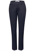 Chino im Casual Fit in softer Qualität deep blue