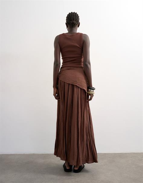 chocolate brown