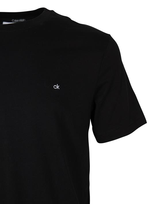 ck-calvin-klein-t-shirt-mit-logo-stickerei-schwarz