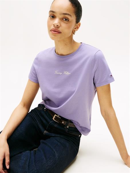 CLASSIC SCRIPT REG SS TEE lavender ash