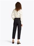 CO SLIM STRAIGHT CHINO black
