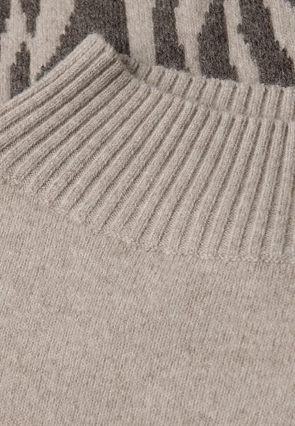 Color-Block Jacquard Sweater dark nomad brown mel.