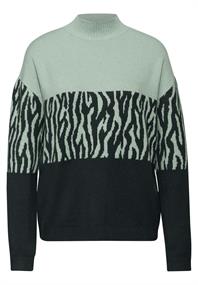 Color-Block Jacquard Sweater evernight green