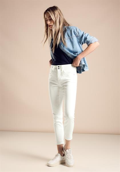 Color Slim Fit Jeans off white washed