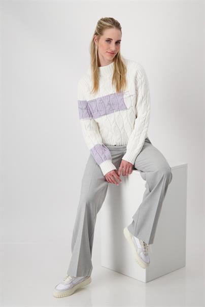 Colourblocking-Pullover mit Zopfmuster off-white