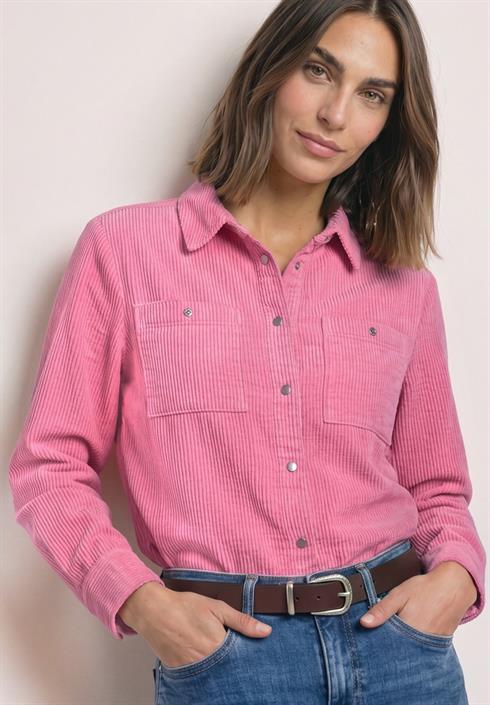 cord-hemdbluse-mit-brusttaschen-warm-blush