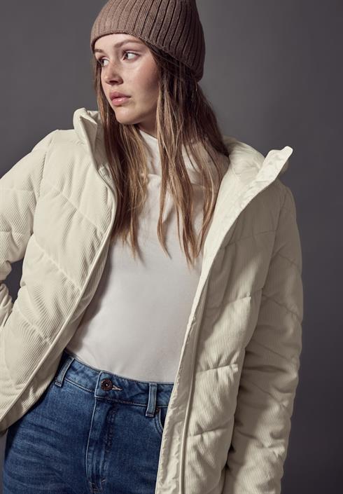cord-jacke-snow-cream