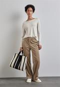 Cordhose im Loose Fit rich mocha