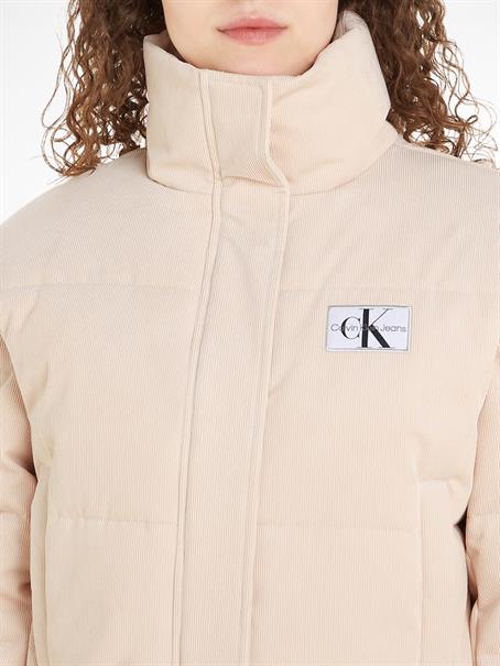 CORDUROY CROPPED PUFFER putty beige