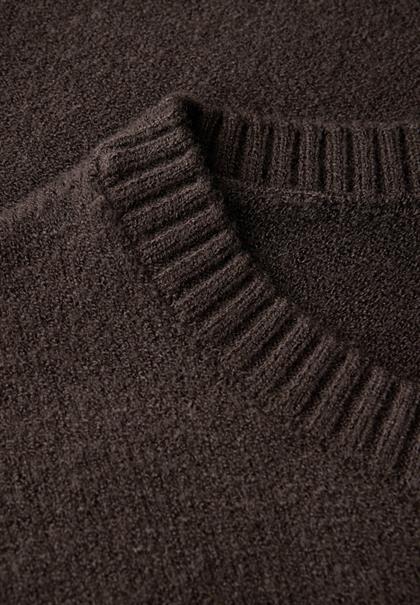 Cozy Pullover deep roast brown