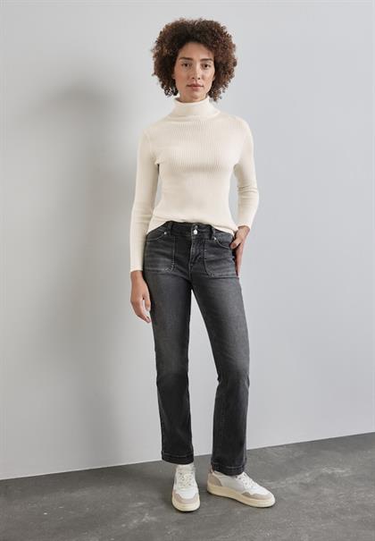cream white melange