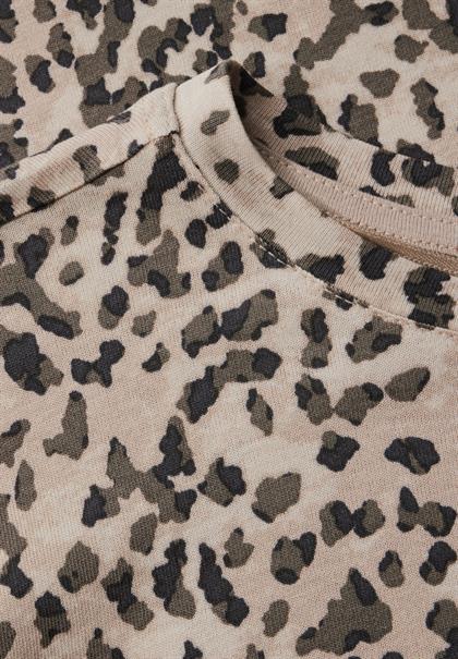 creamy brown