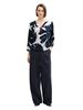 Crinkle Blusenshirt big floral shapes design