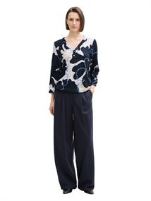 Crinkle Blusenshirt big floral shapes design