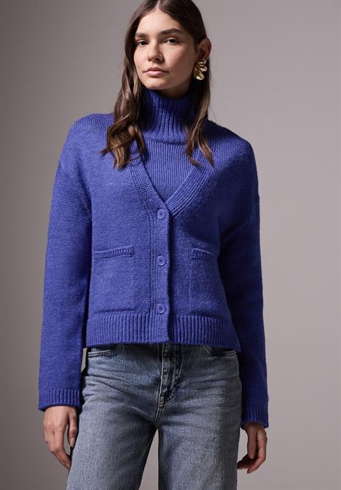 cropped-cardigan-force-blue-mel