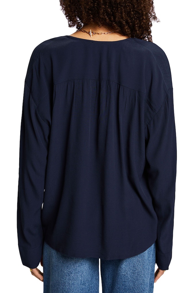 crêpe-bluse-mit-v-ausschnitt-navy