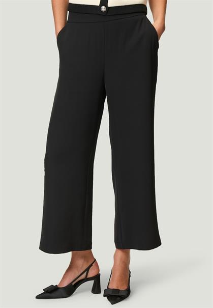Culotte mit elastichem Bund black beauty