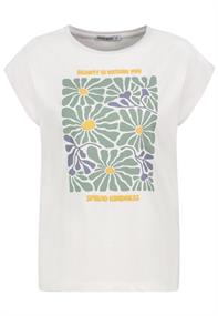 D12022M02663B white