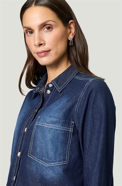 dark blue denim
