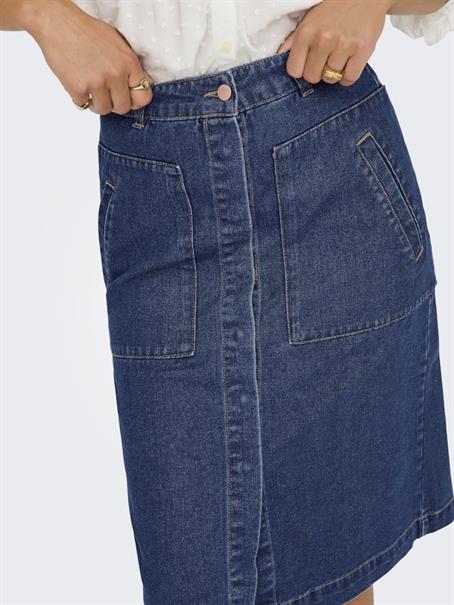 dark blue denim