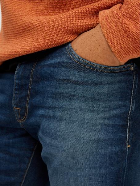 dark blue denim