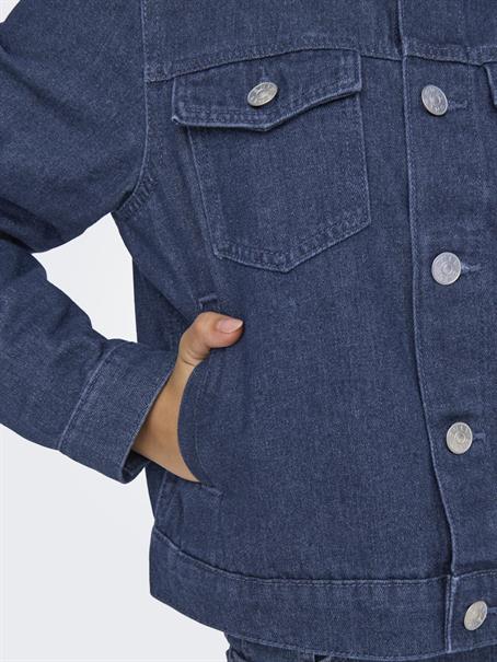 dark blue denim