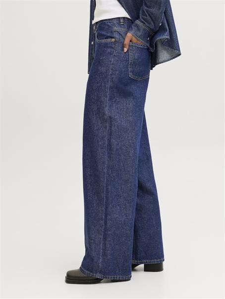 dark blue denim