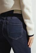 dark blue wash