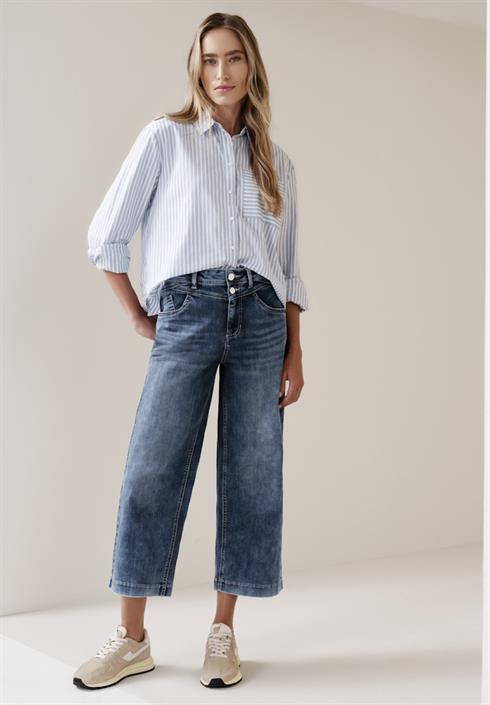 dark-blue-wash