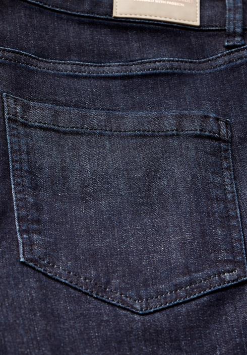 dark-indigo-rinsed