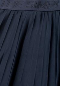 darkest blue