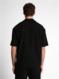 deep black