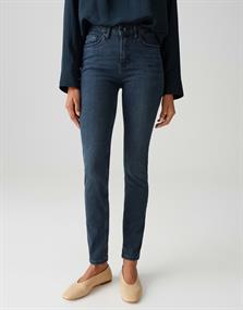 deep blue black