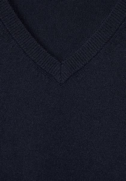 deep blue