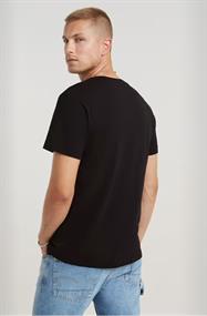 dk black