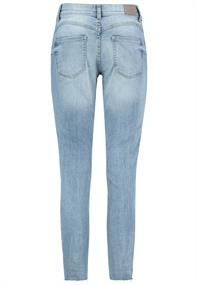 DOB Jeans, skinny, 5-pocket, Reißverschluss-schlitz, runde push up Passe, Abnäher hinten,aufgesetzte light blue denim