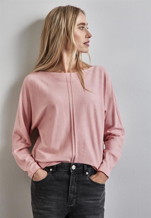 dolman-pullover-petal-rose-mel