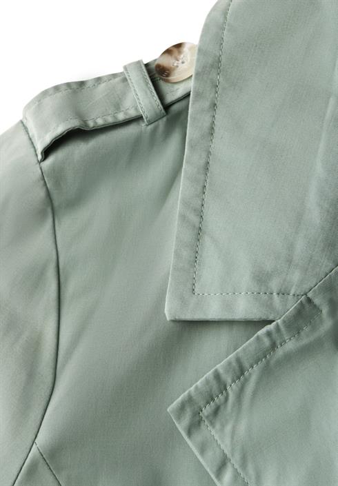 doppelreihiger-trenchcoat-mint-green