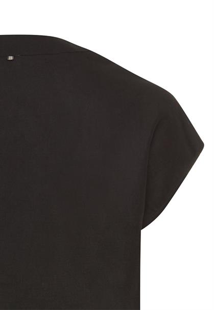 Dress caviar