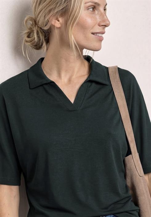 dropped-shoulder-poloshirt-mit-elastikbund-deep-bound-green