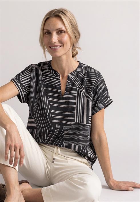 dropped-shoulder-shirt-mit-split-neck-darkest-blue