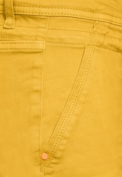 dull sunset yellow wash
