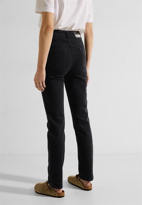 dunkle-straight-fit-jeans-black