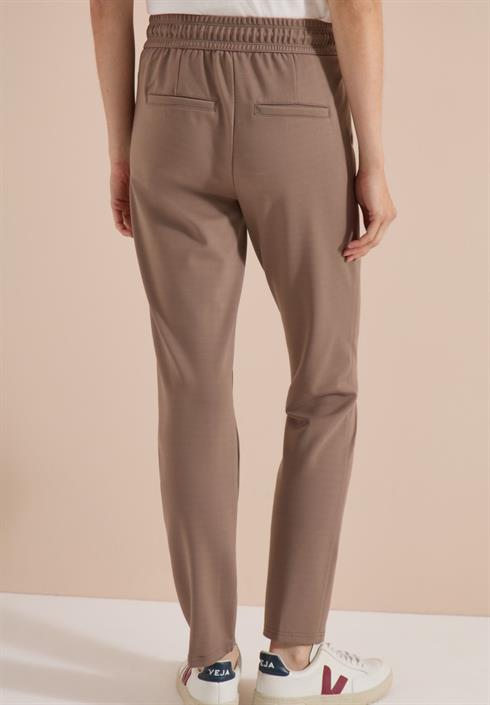 earthy-taupe