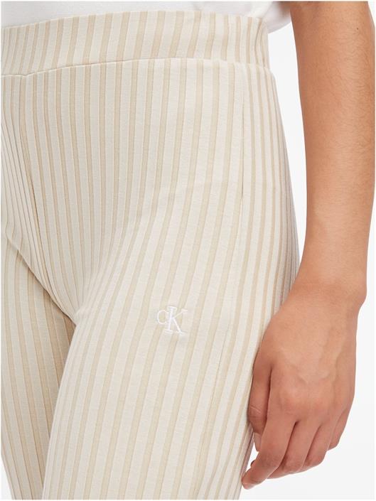 elongated-rib-pants-classic-beige