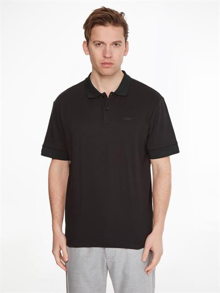 EMBOSSED RIB COMFORT POLO ck black