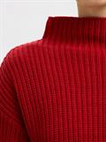 equestrian red