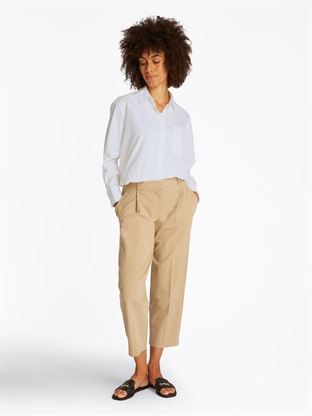 ESS POPLIN EASY FIT SHIRT th optic white