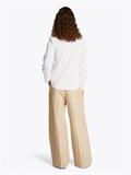 ESS POPLIN REGULAR SHIRT th optic white