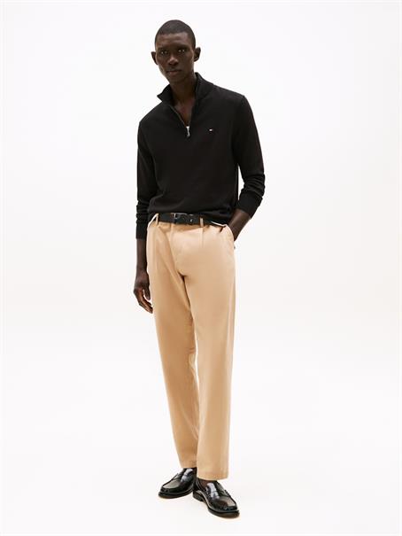 ESSENTIAL COTTON ZIP MOCK black